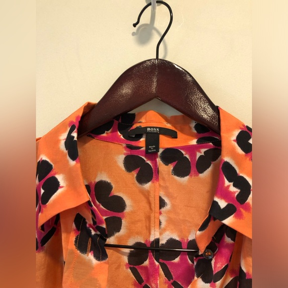 Hugo Boss patterned button down blouse - Picture 3 of 4